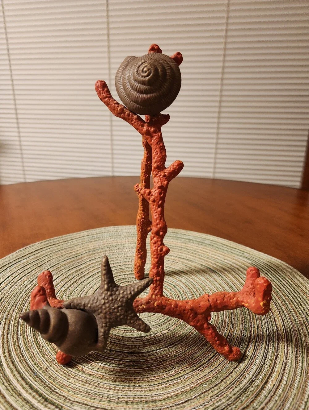 Ceramic Red Coral-Like Seaside Picture Frame Holder - Book Stand Nautical Theme